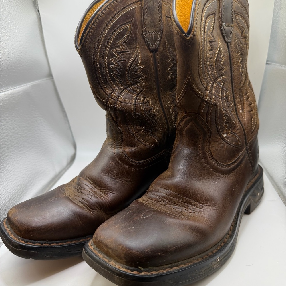 Kids Brown Leather Western Boots. Size1